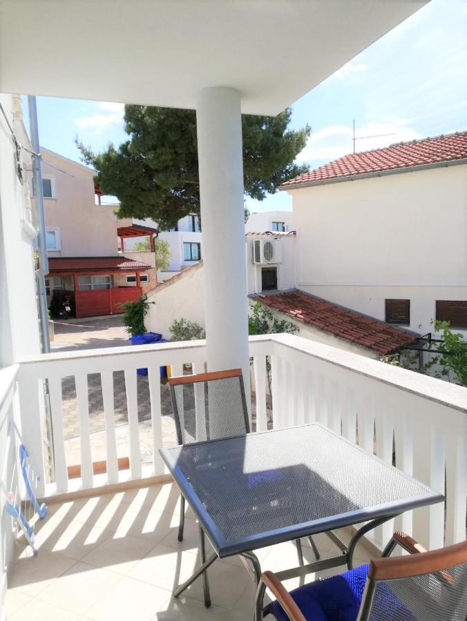 Apartments Janja ムルテル エクステリア 写真