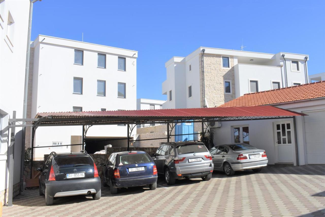 Apartments Janja ムルテル エクステリア 写真