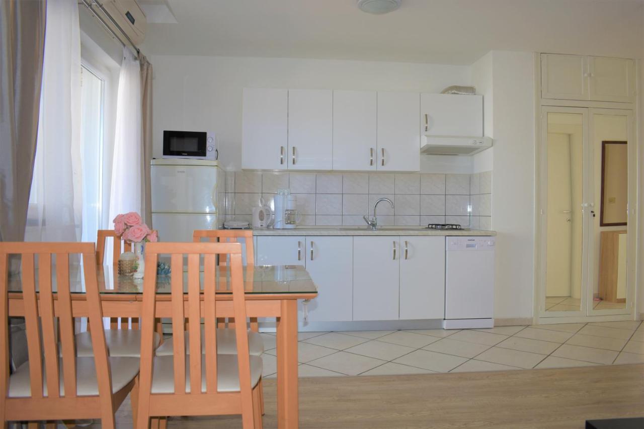 Apartments Janja ムルテル エクステリア 写真