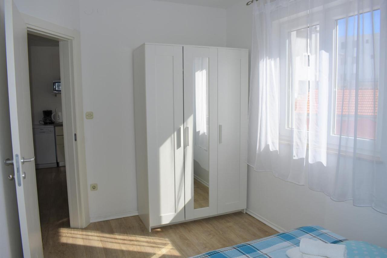 Apartments Janja ムルテル エクステリア 写真