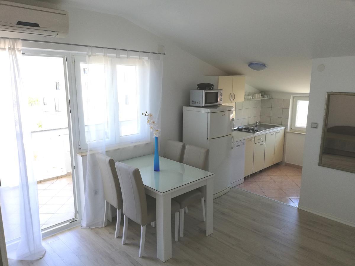Apartments Janja ムルテル エクステリア 写真